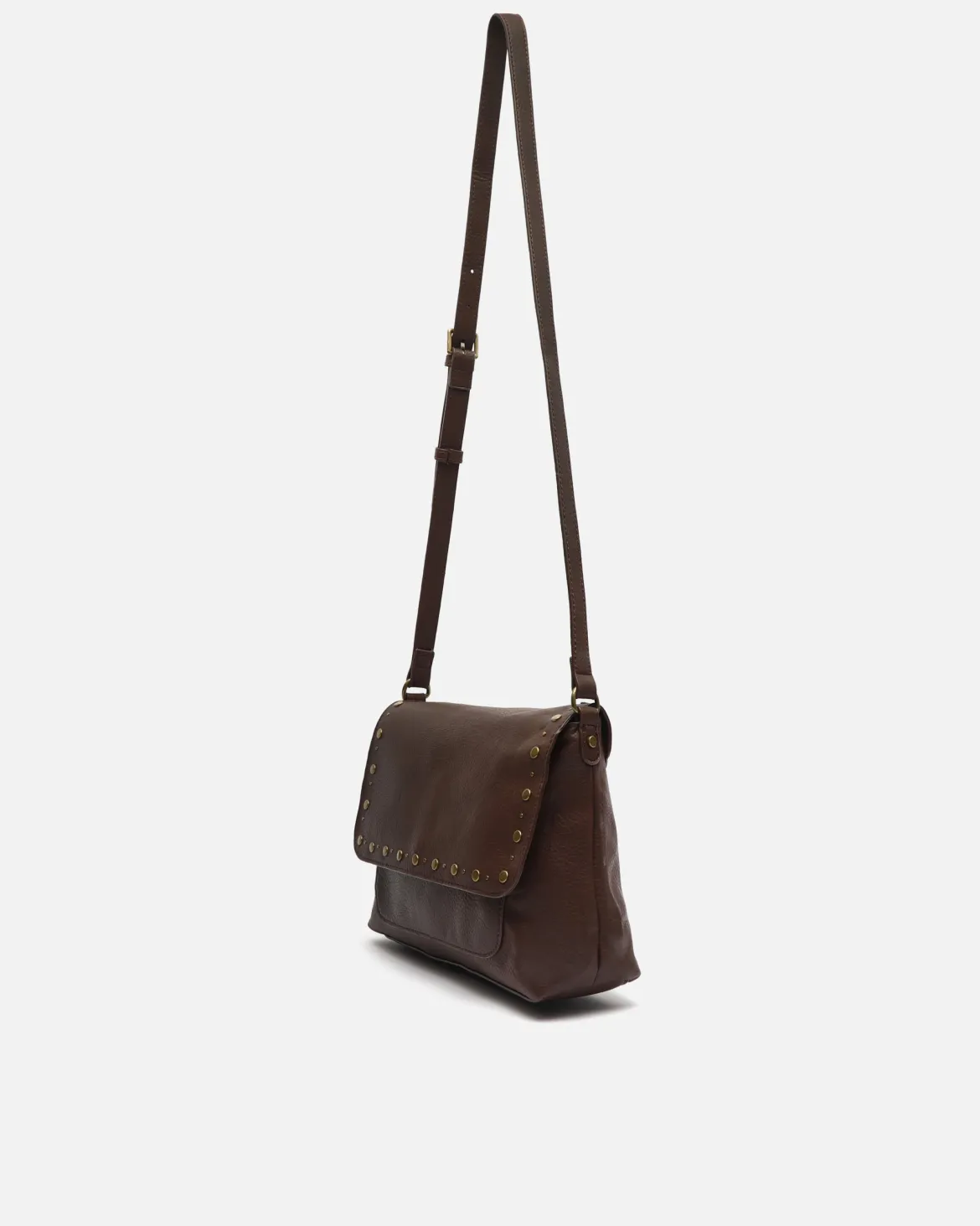 Bolso bandolera con detalles metálicos