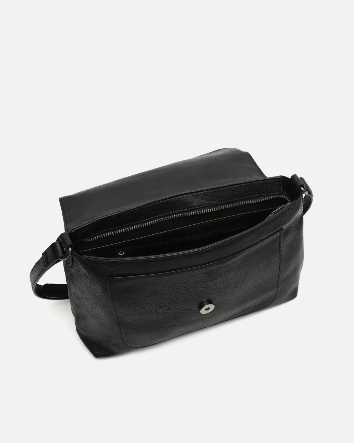 Bolso bandolera con detalles metálicos