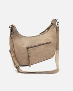 Bolso bandolera con detalles metálicos