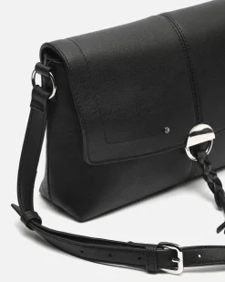 Bolso bandolera con solapa