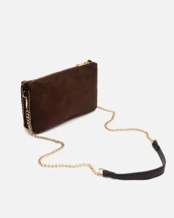 Bolso bandolera efecto ante y con detalles metálicos