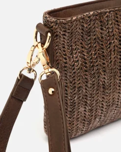Bolso bandolera efecto rafia con asa de mano