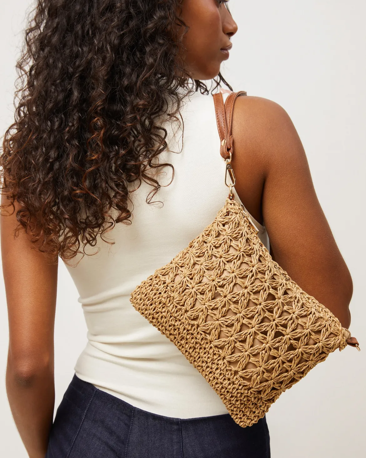 Bolso bandolera efecto rafia