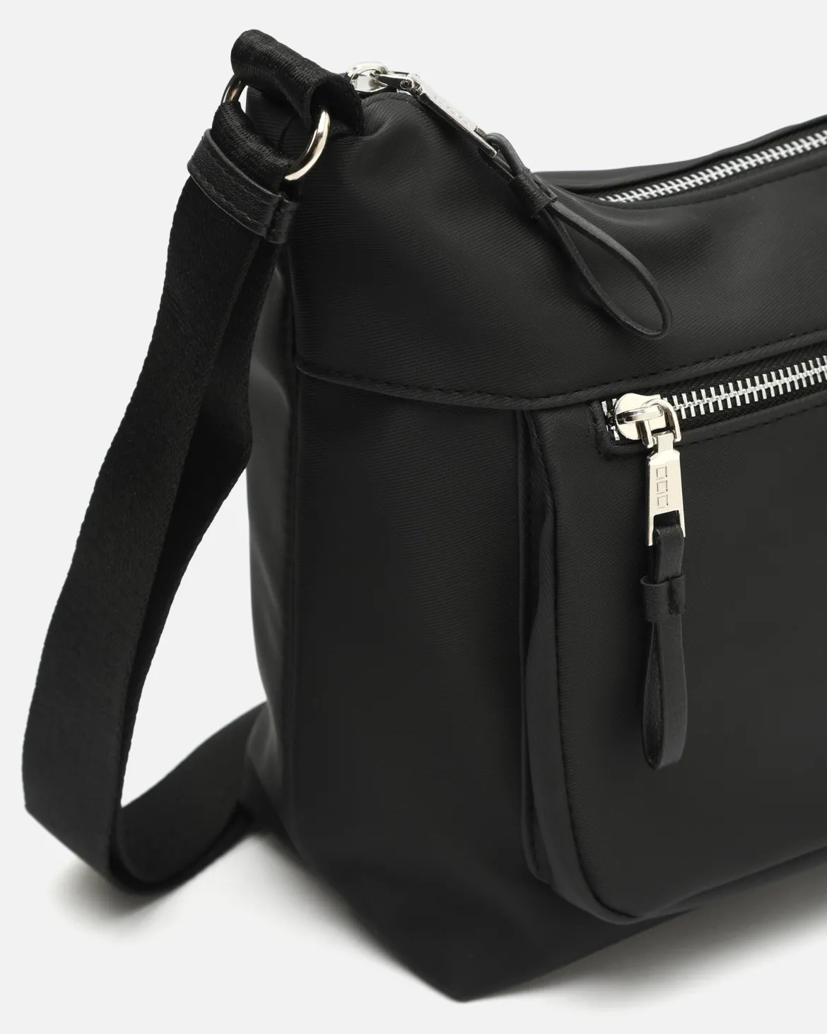 Bolso bandolera en nylon