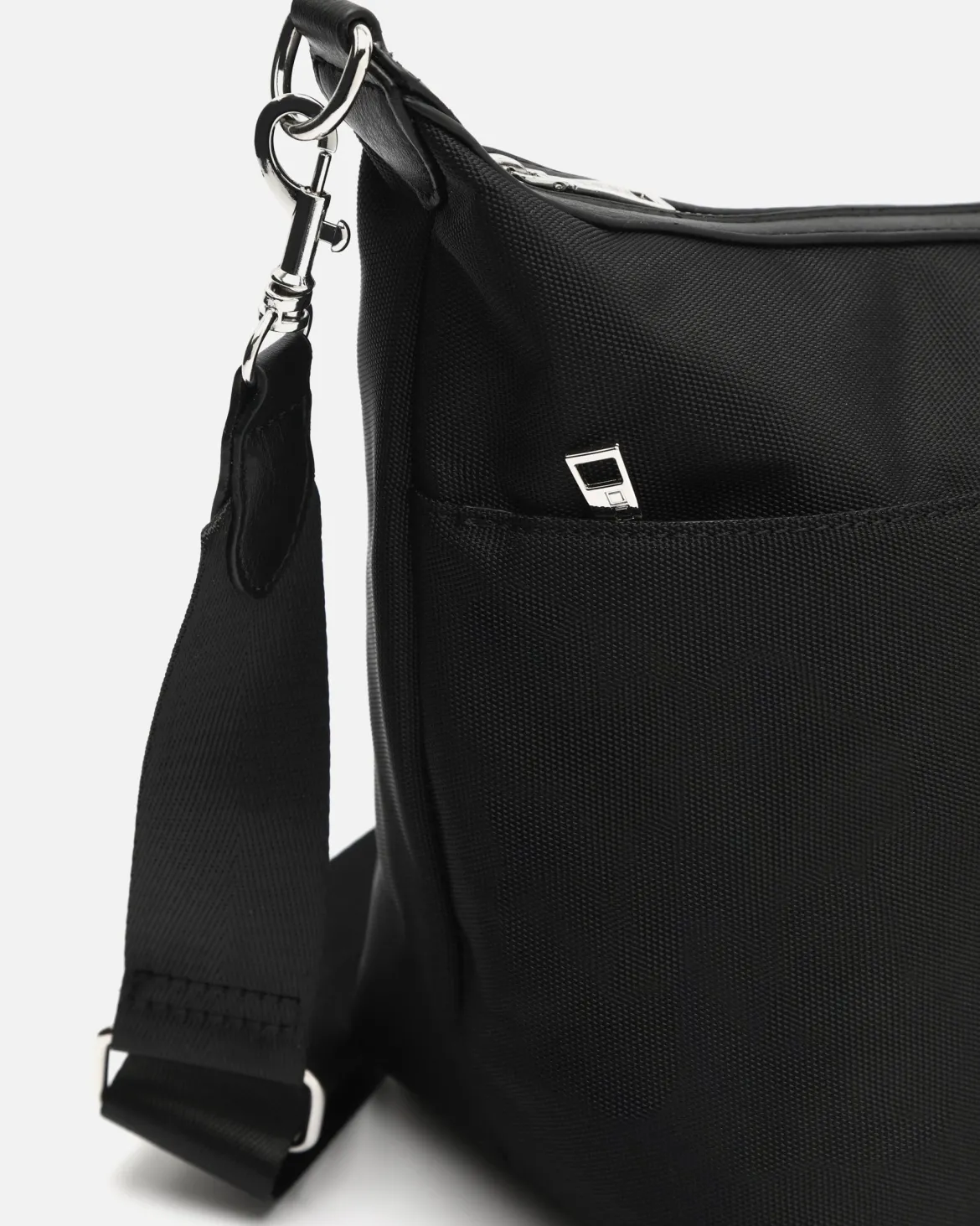 Bolso bandolera en nylon