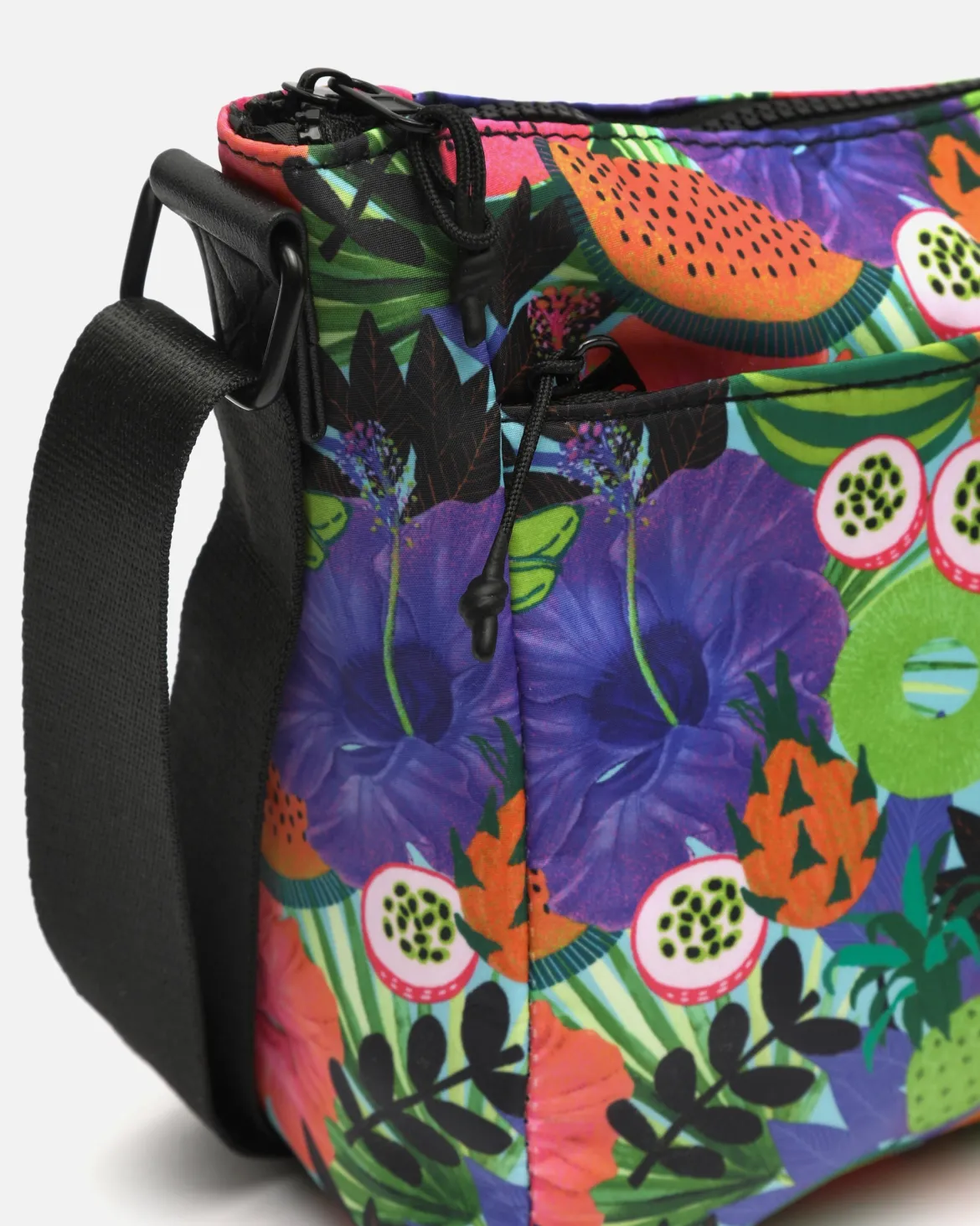 Bolso bandolera en nylon reciclado
