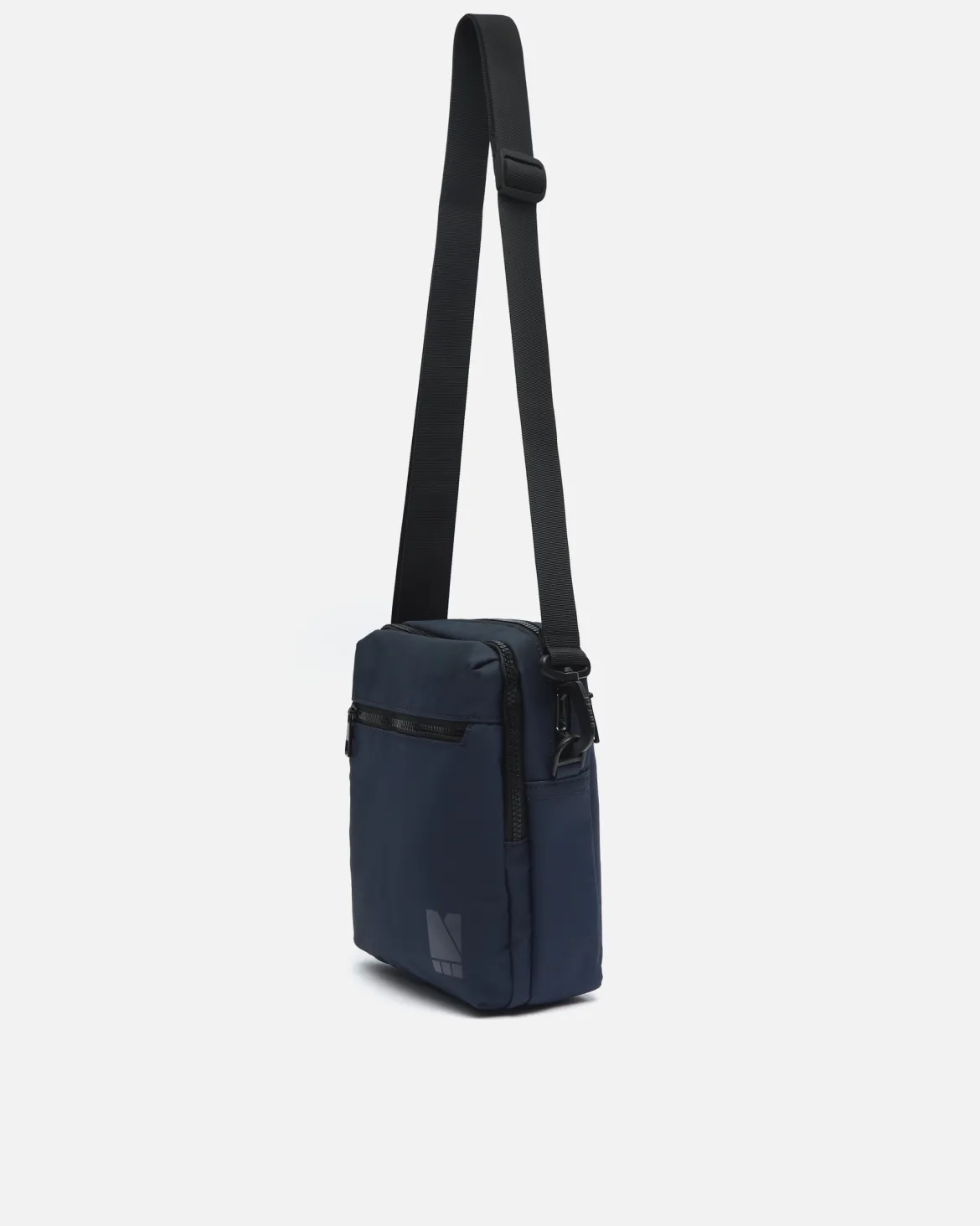 Bolso bandolera mediano en nylon