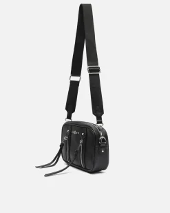 Bolso bandolera pequeño con detalles metálicos