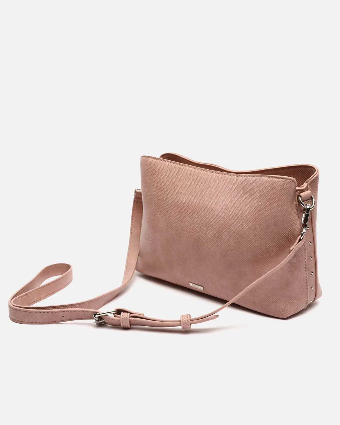Bolso bandolera pequeño con detalles metálicos
