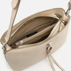 Bolso bandolera pequeño con detalles metálicos