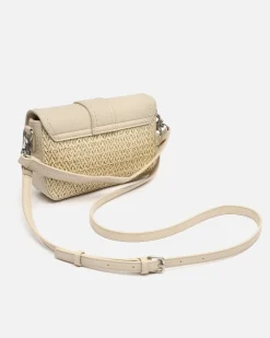 Bolso bandolera pequeño con solapa efecto rafia