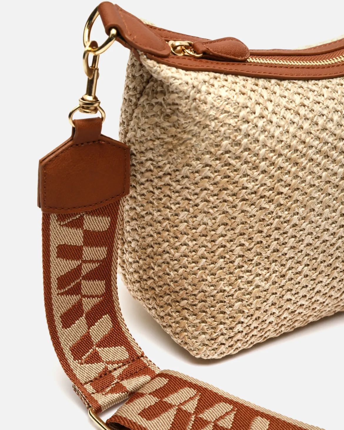 Bolso bandolera pequeño efecto rafia