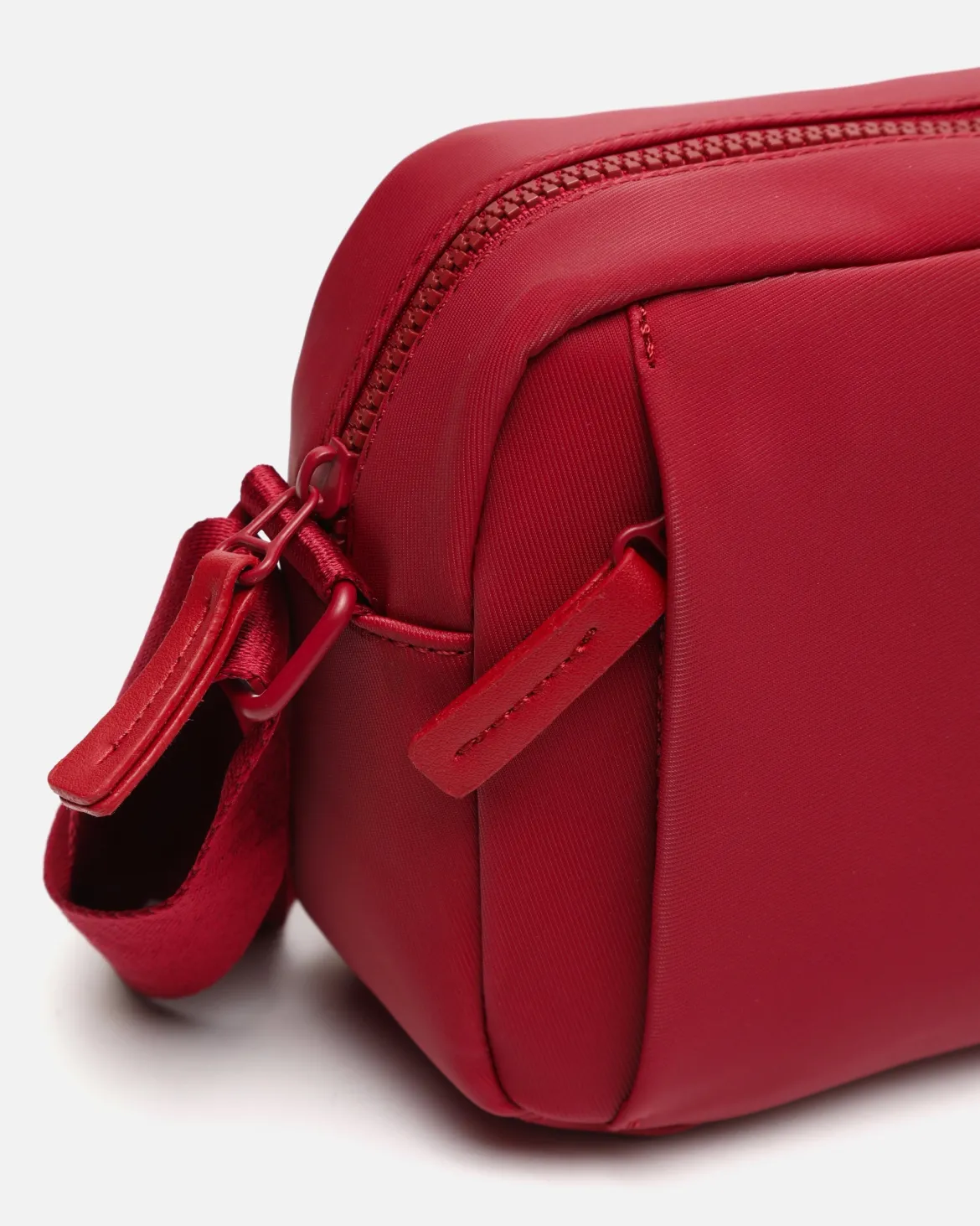Bolso bandolera pequeño en nylon