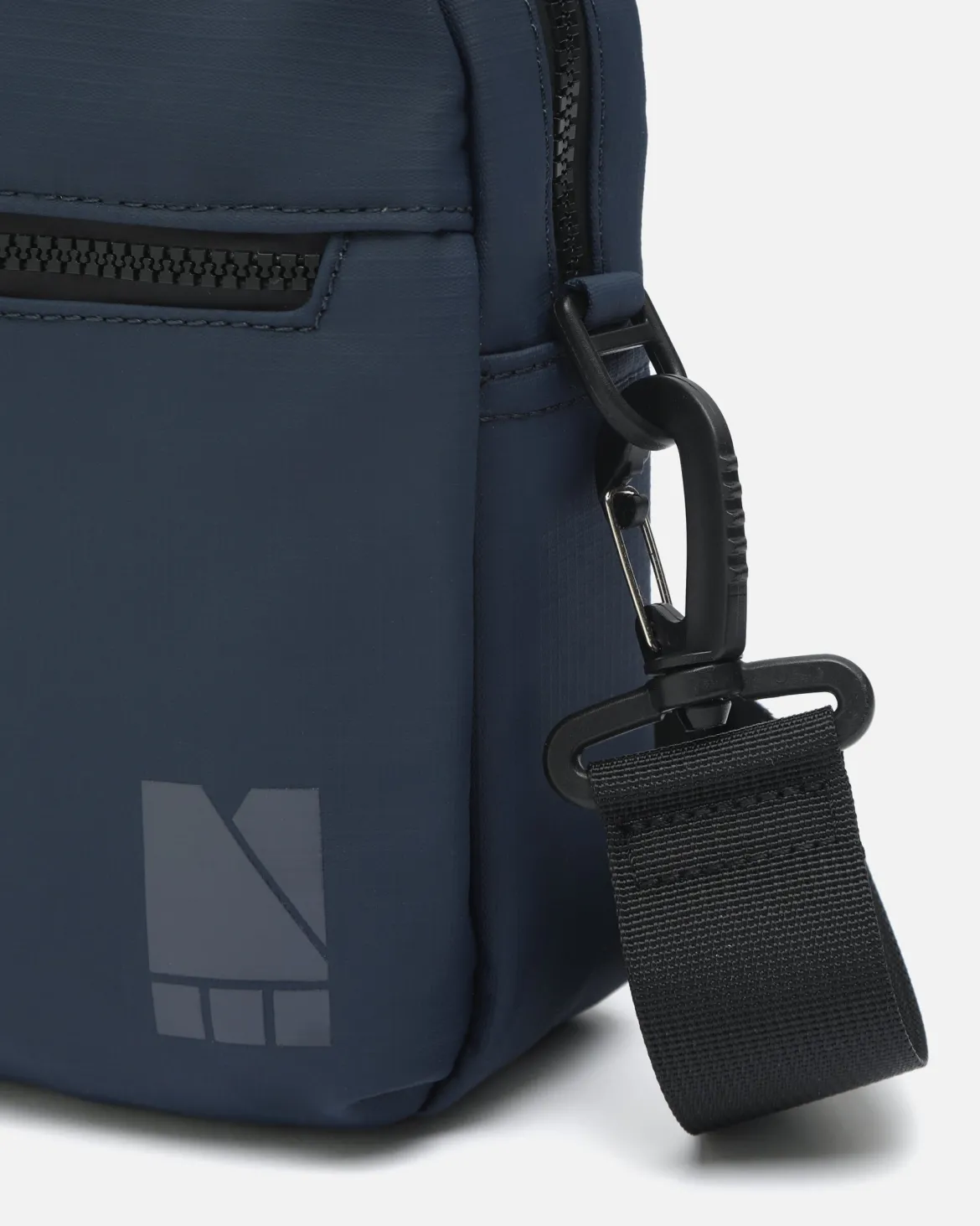 Bolso bandolera pequeño en nylon