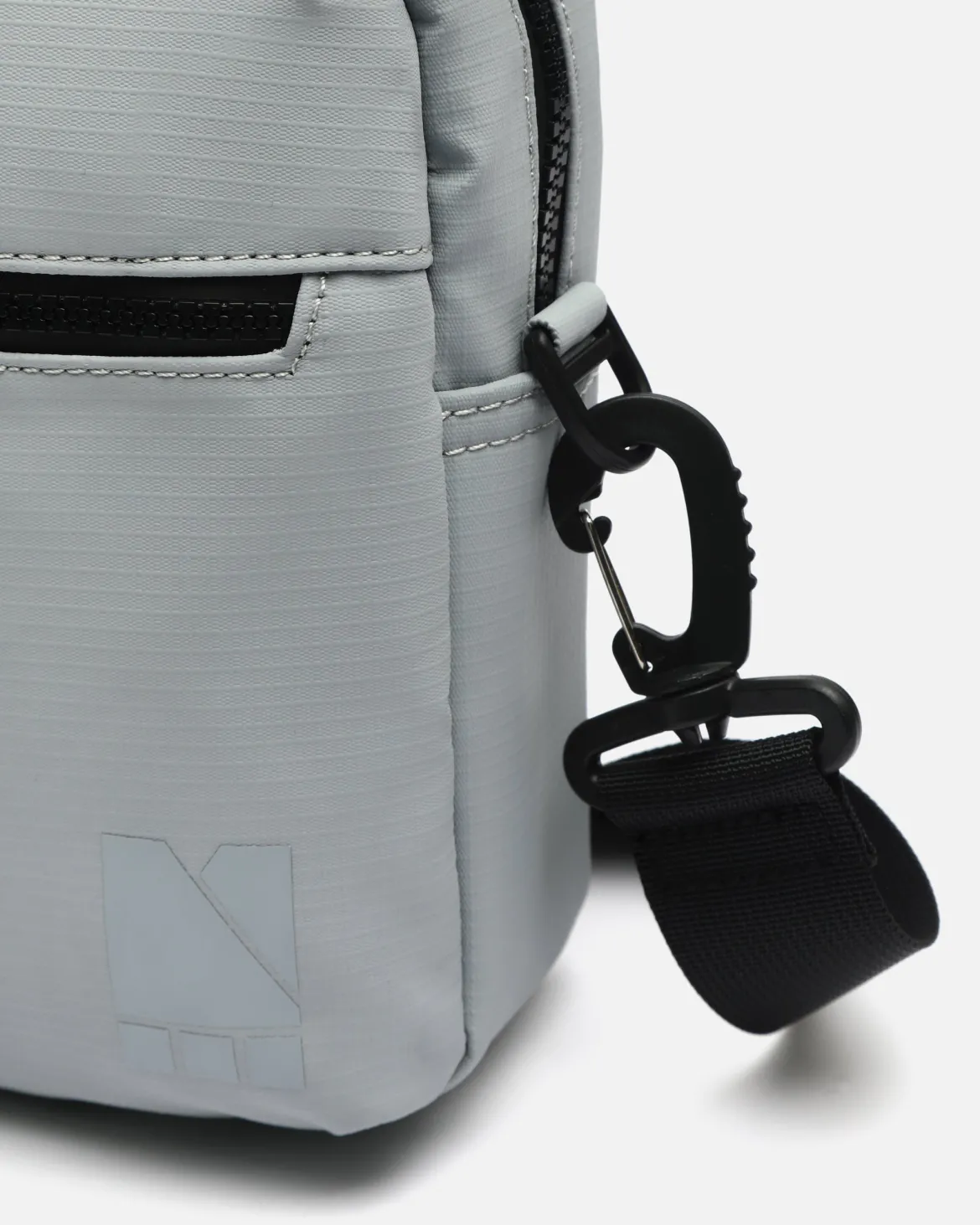 Bolso bandolera pequeño en nylon