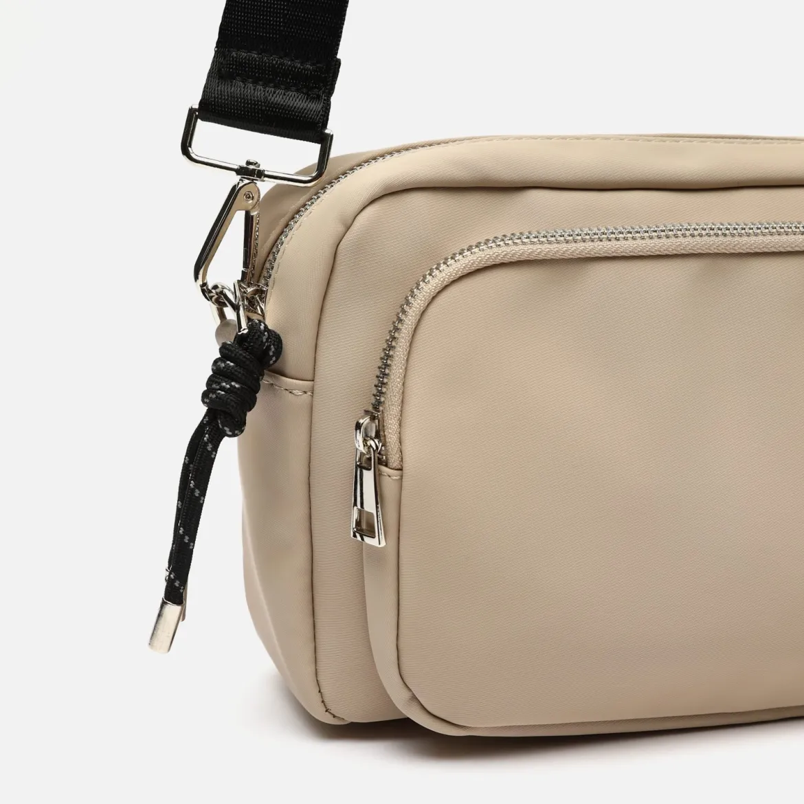 Bolso bandolera pequeño en nylon