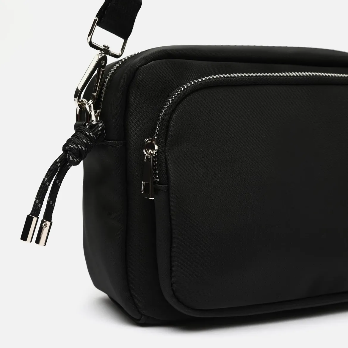Bolso bandolera pequeño en nylon