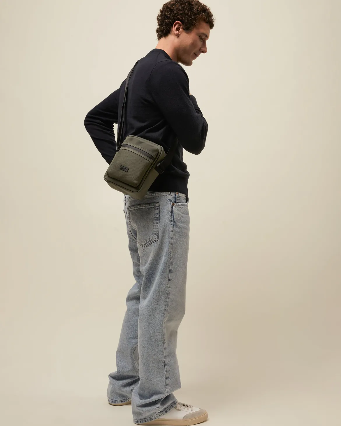 Bolso bandolera pequeño en nylon