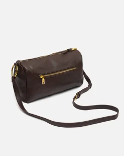 Bolso bowling con detalles metálicos