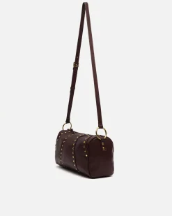Bolso bowling con detalles metálicos