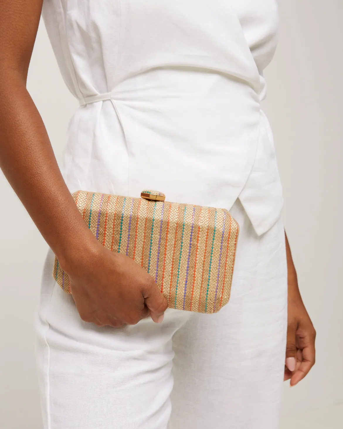 Bolso de fiesta pequeño efecto rafia