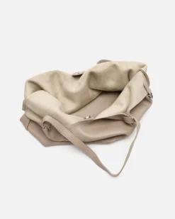 Bolso de hombro con bolsa en el interior