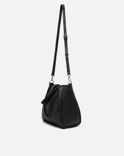 Bolso de hombro con neceser y asa bandolera extraíble