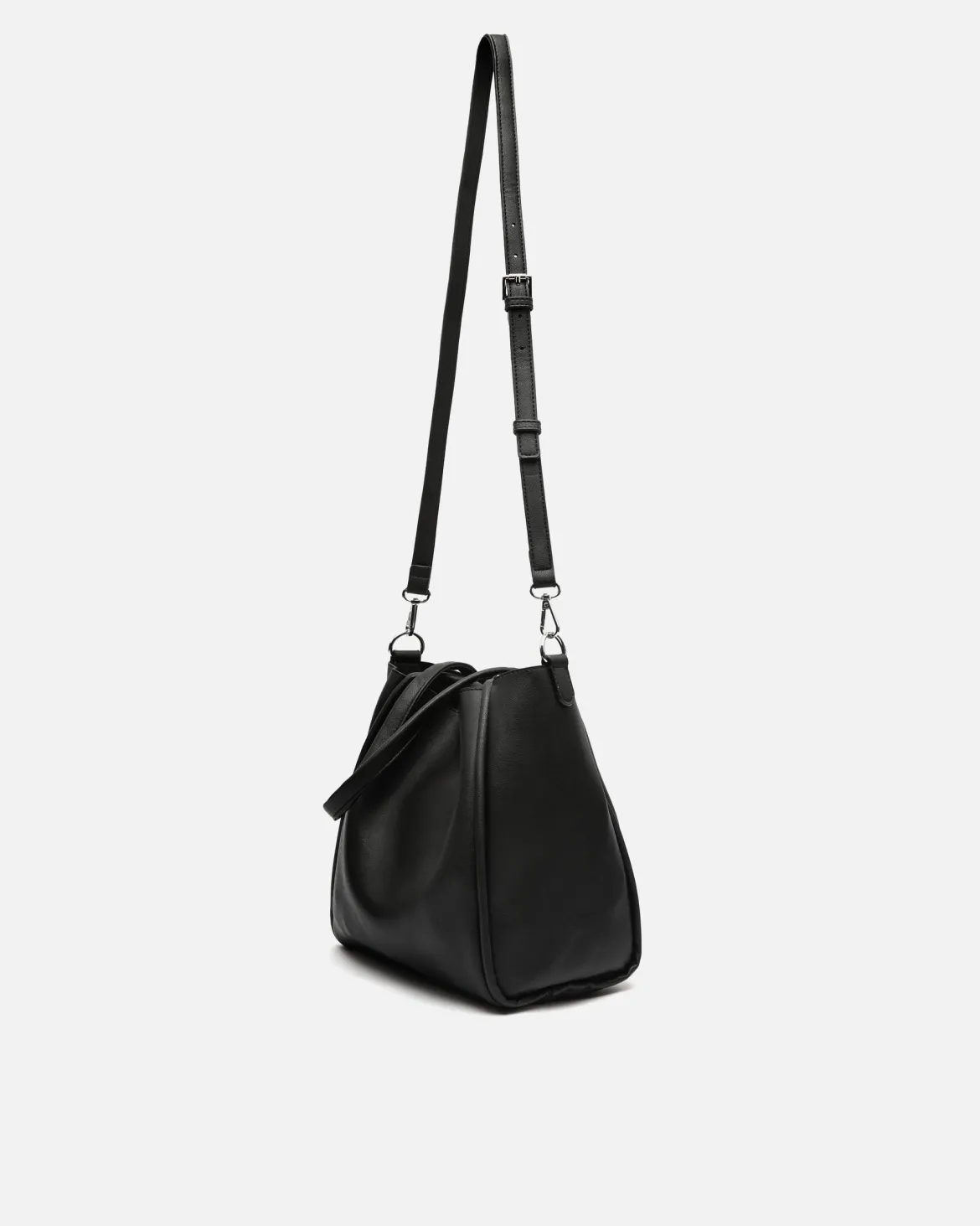 Bolso de hombro con neceser y asa bandolera extraíble