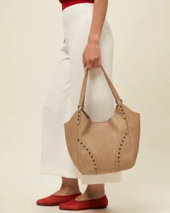 Bolso de hombro con neceser extraíble y detalles metálicos
