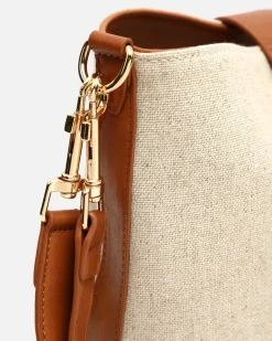 Bolso de hombro efecto rafia con asa bandolera extraíble