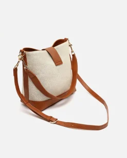 Bolso de hombro efecto rafia con asa bandolera extraíble