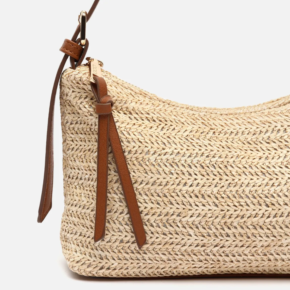 Bolso de hombro efecto rafia