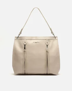 Bolso de hombro grande con detalles metálicos