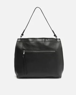 Bolso de hombro grande con detalles metálicos