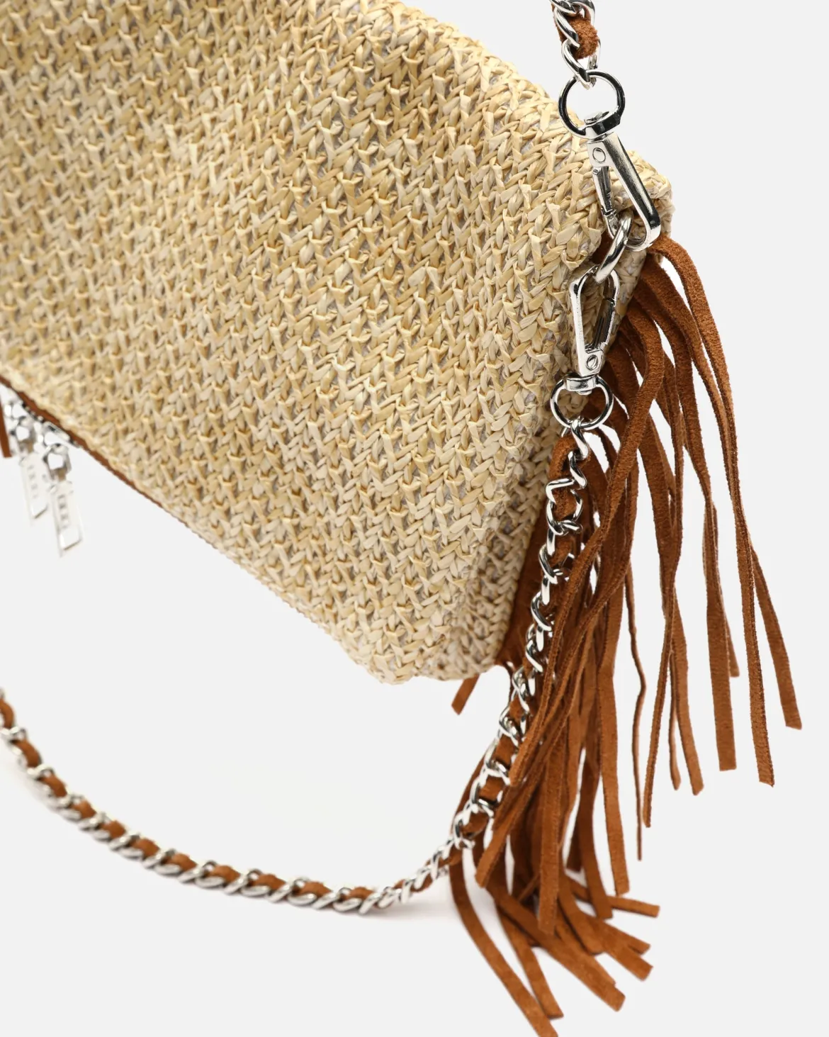 Bolso de hombro pequeño efecto rafia con flecos