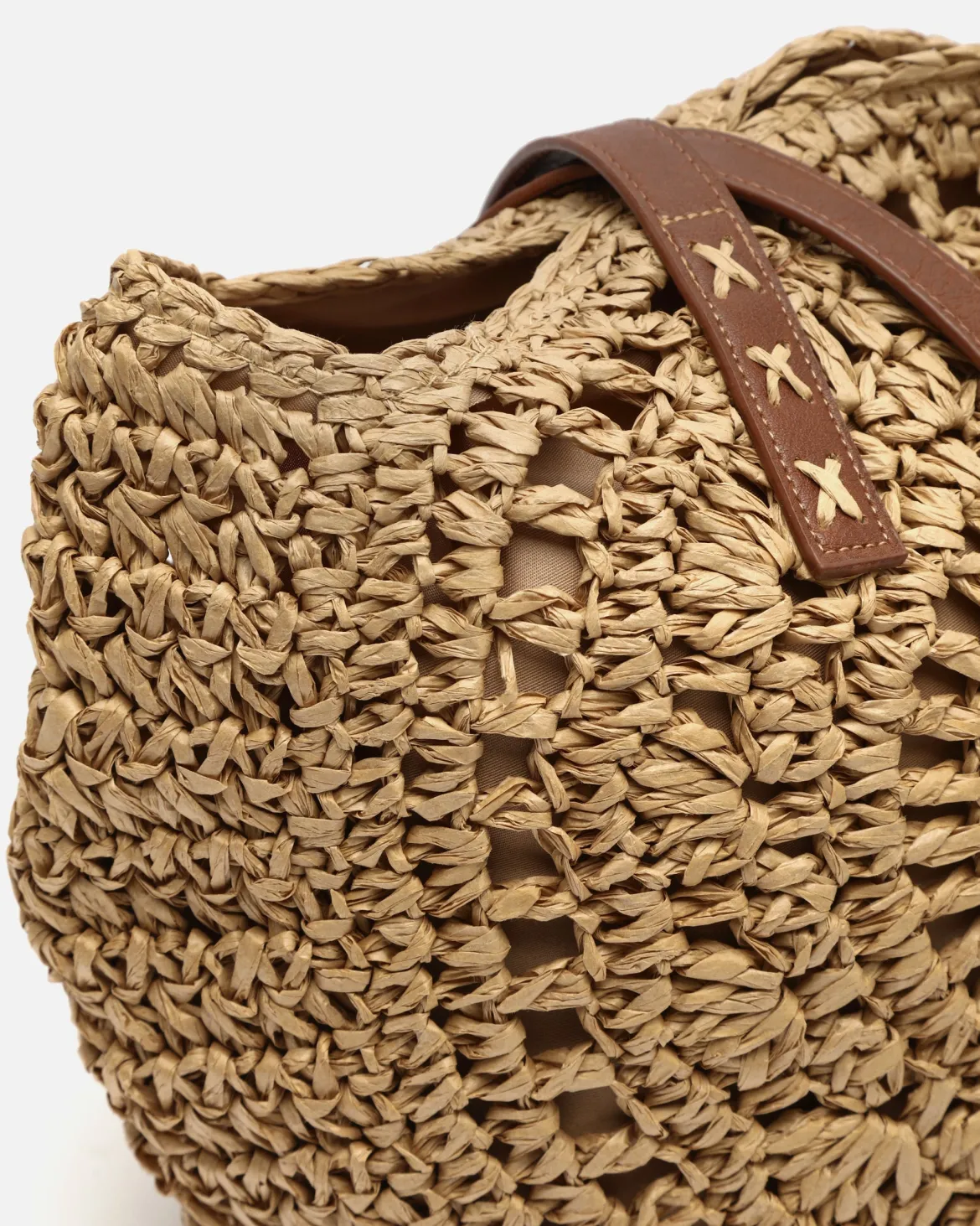 Bolso de hombro redondo grande efecto rafia