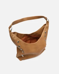 Bolso hobo con detalles metálicos