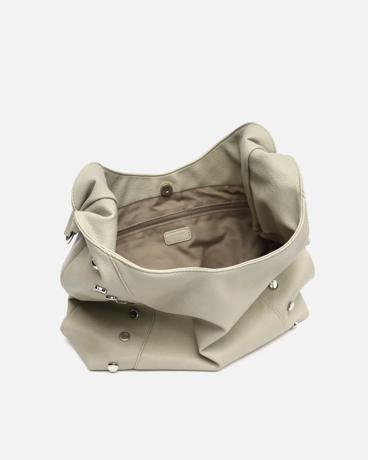 Bolso hobo con detalles metálicos