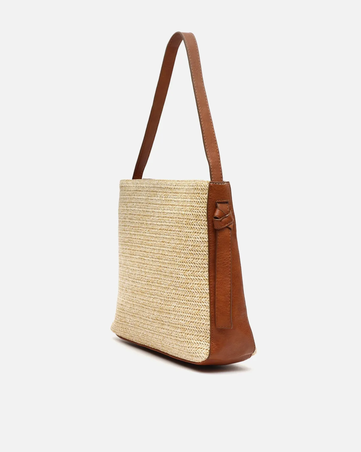 Bolso hobo efecto rafia