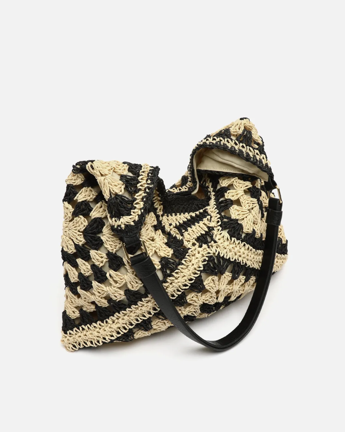 Bolso hobo efecto rafia con estampado