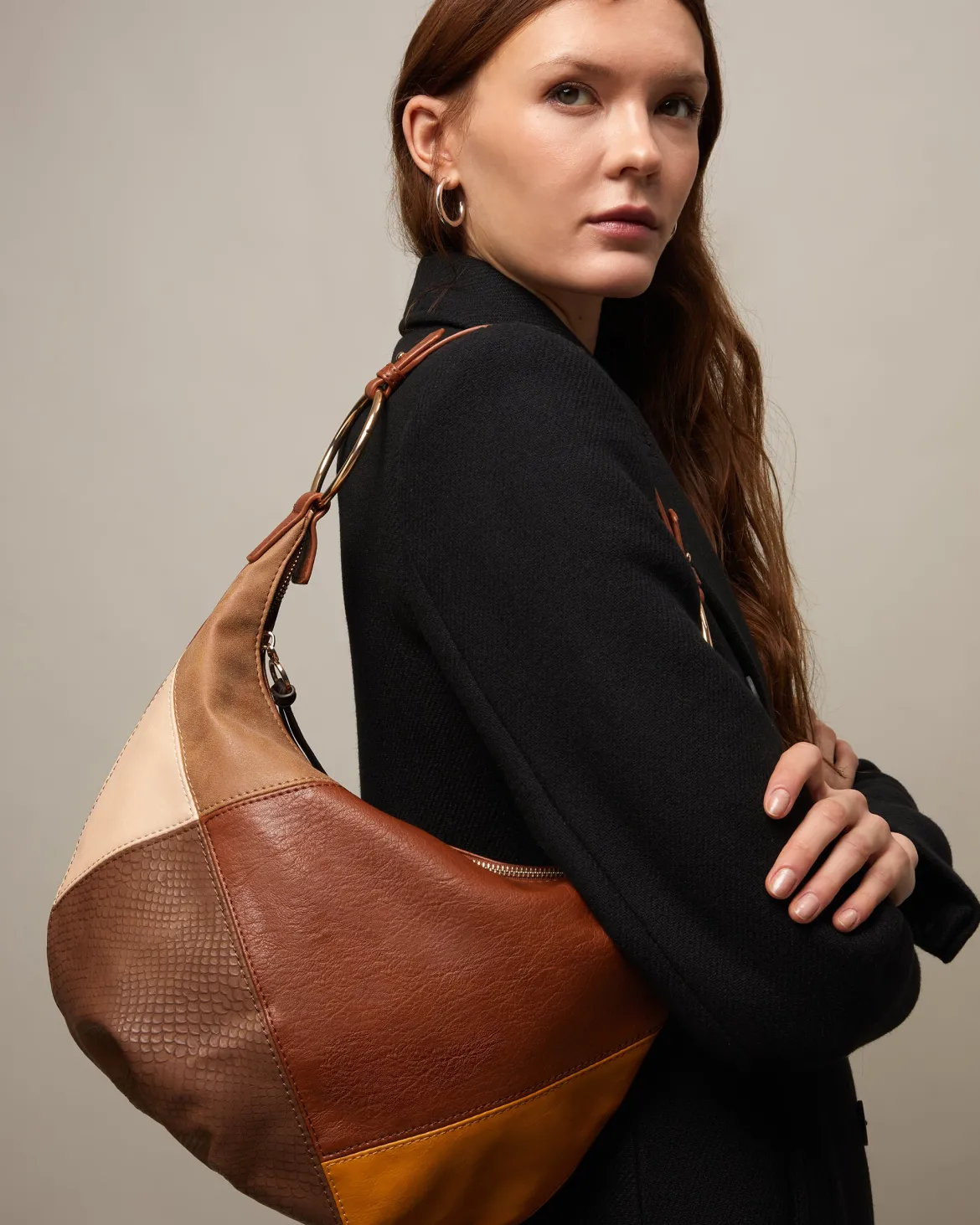 Bolso hobo estampado patchwork