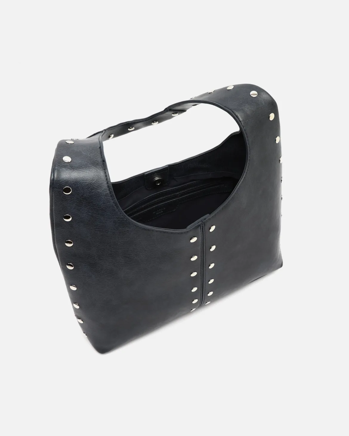 Bolso hobo grande con detalles metálicos