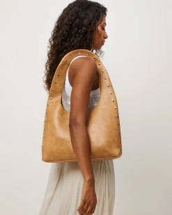 Bolso hobo grande con detalles metálicos