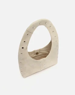 Bolso hobo pequeño con detalles metálicos