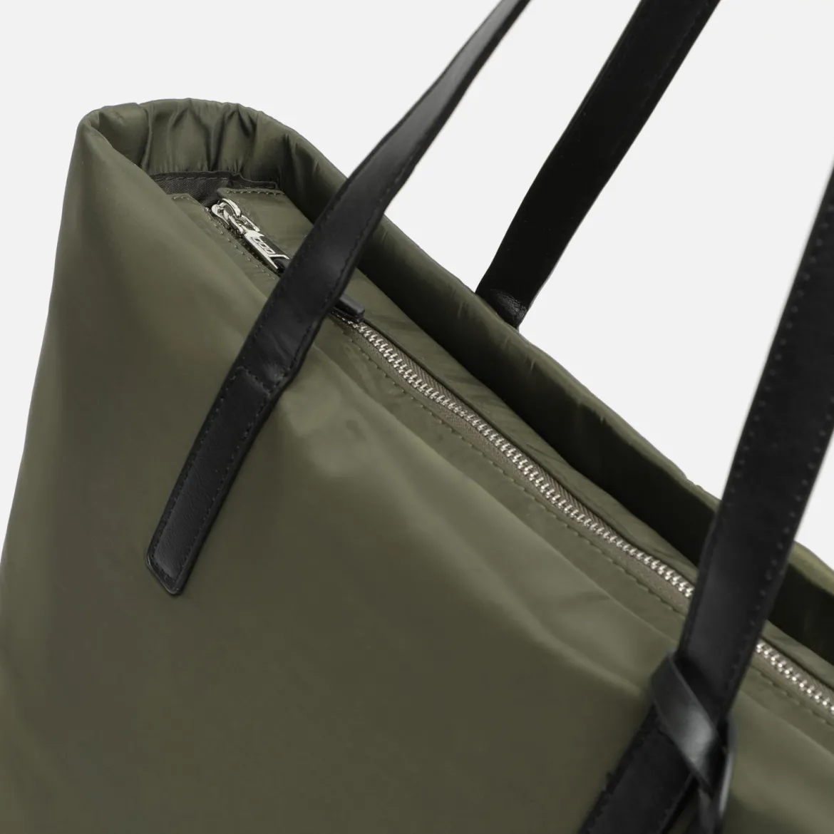 Bolso shopper de nylon con bolsillo para portátil 15 pulgadas