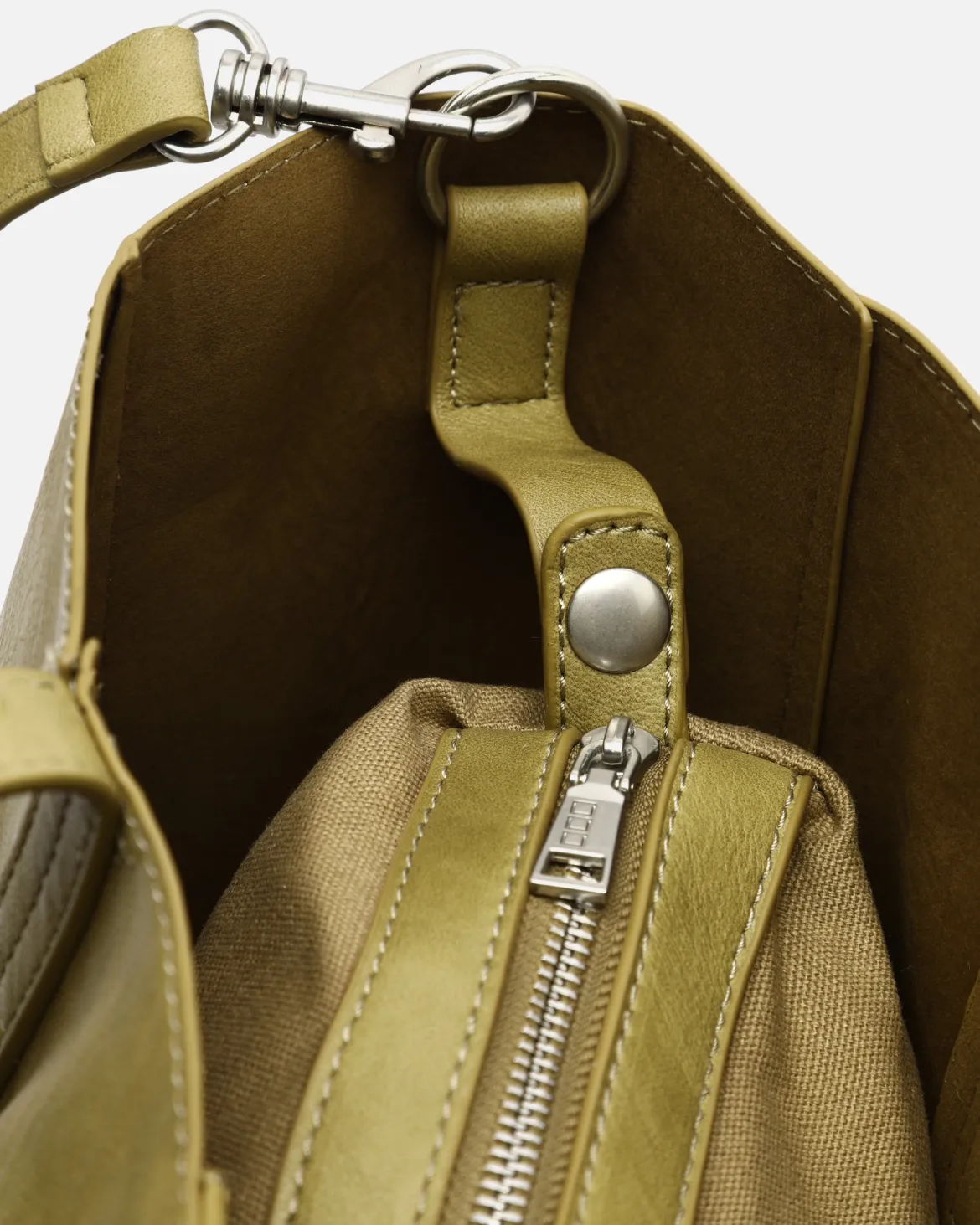 Bolso shopper grande con bolsa interior extraíble