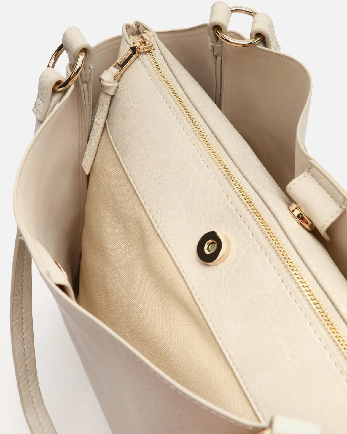 Bolso shopper grande con bolsa en el interior