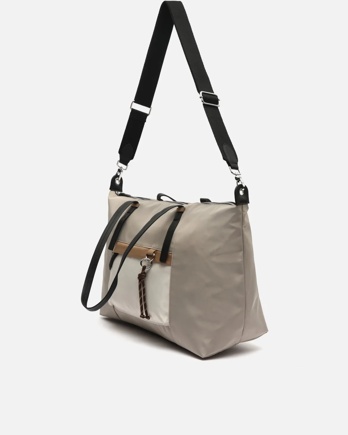 Bolso shopper grande en nylon con asa bandolera extraíble