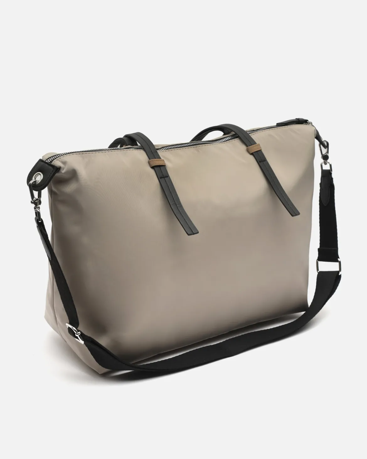 Bolso shopper grande en nylon con asa bandolera extraíble