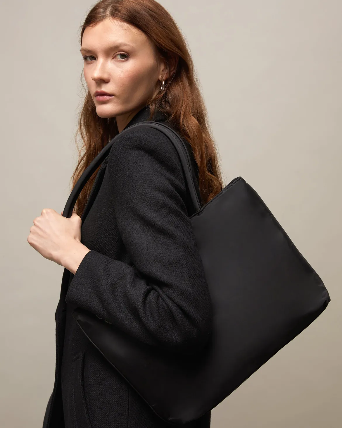 Bolso shopper grande en nylon